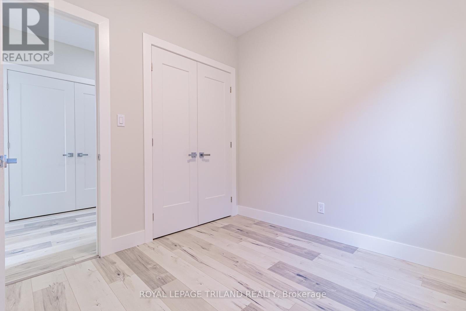 26 Tattersall Lane, Lambton Shores, Ontario  N0M 1T0 - Photo 27 - X12778318