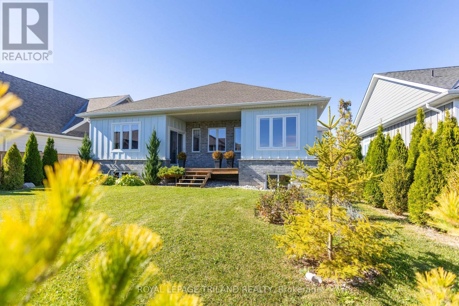 26 Tattersall Lane, Lambton Shores, Ontario  N0M 1T0 - Photo 41 - X12778318