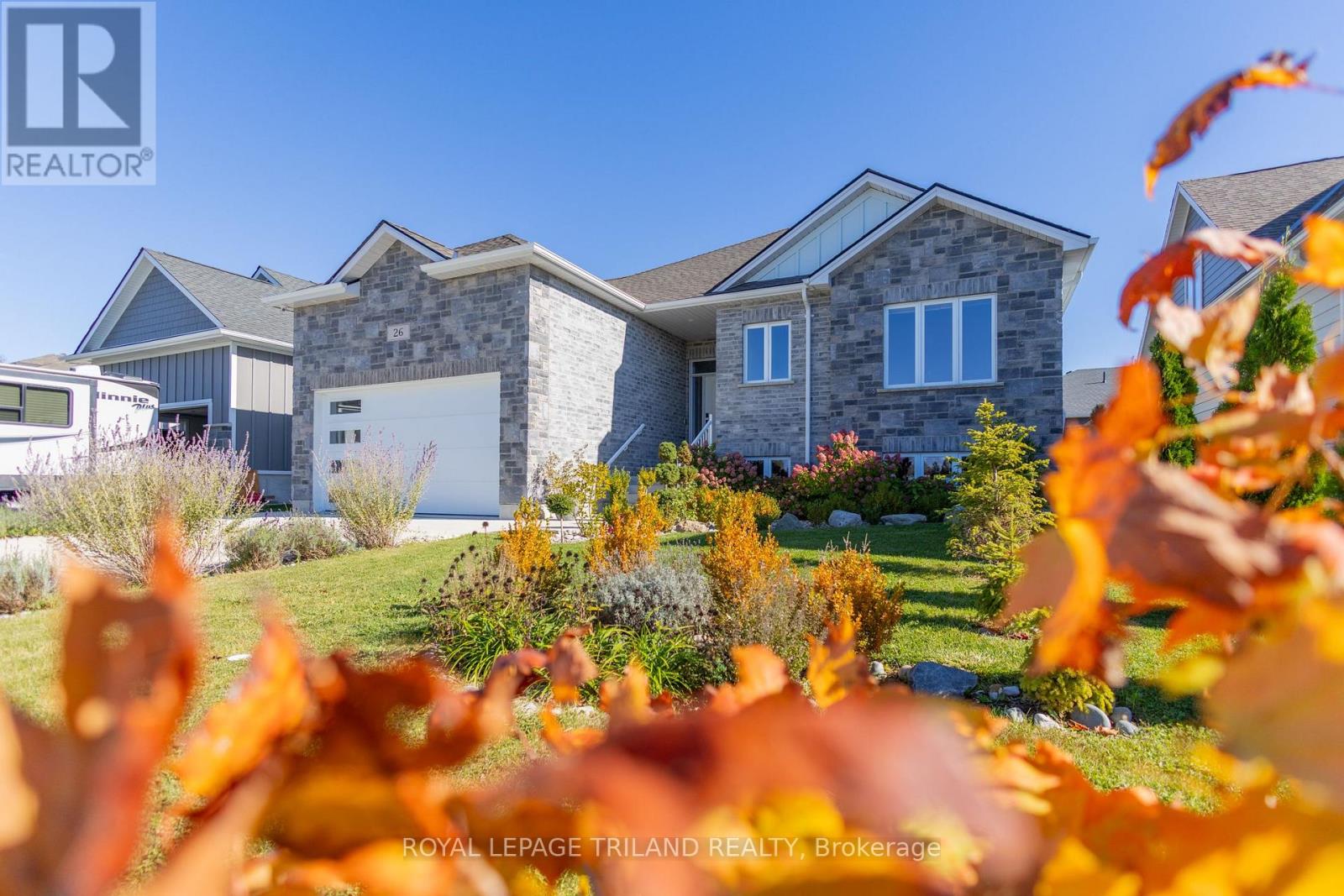 26 Tattersall Lane, Lambton Shores, Ontario  N0M 1T0 - Photo 45 - X12778318