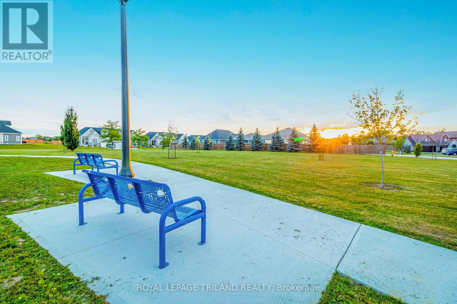 26 Tattersall Lane, Lambton Shores, Ontario  N0M 1T0 - Photo 49 - X12778318