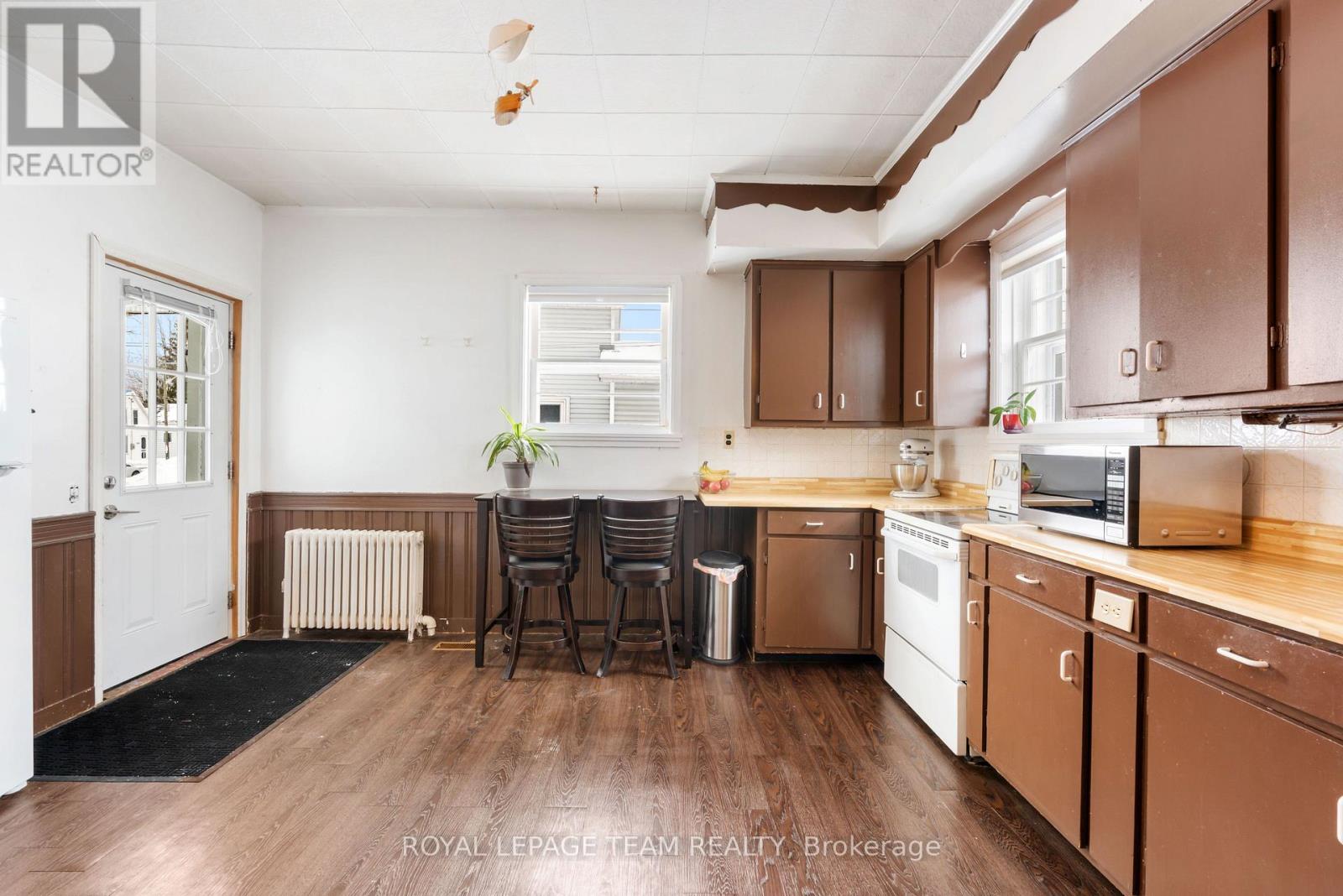 2154 Dundas Street N, Edwardsburgh/cardinal, Ontario  K0E 1E0 - Photo 4 - X12778250