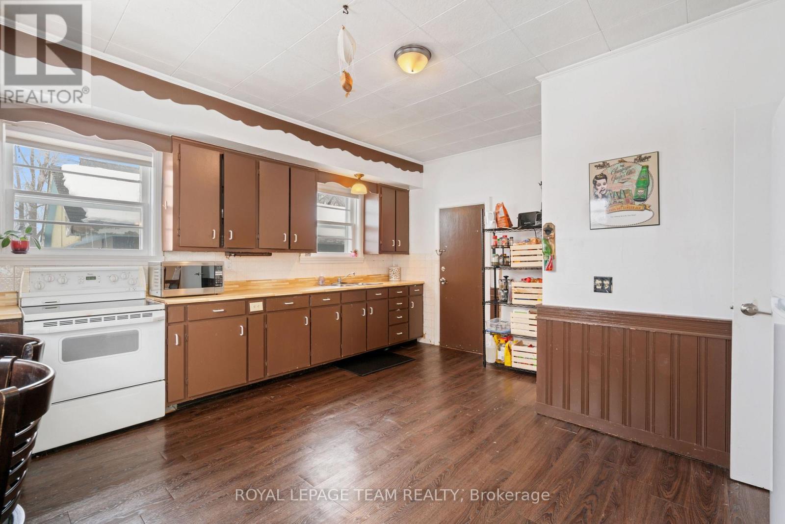 2154 Dundas Street N, Edwardsburgh/cardinal, Ontario  K0E 1E0 - Photo 5 - X12778250