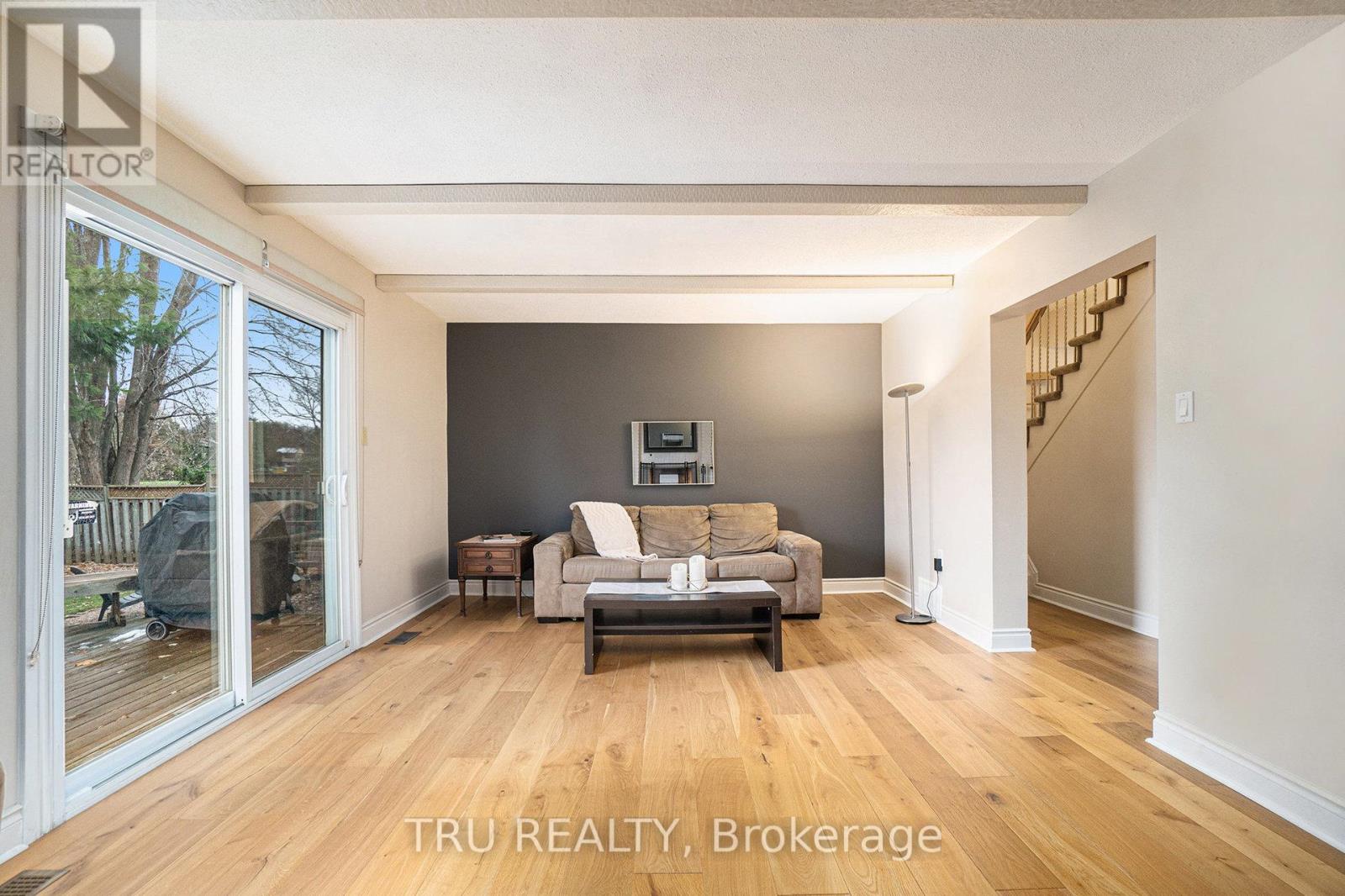 1719 Meadowview Crescent N, Ottawa, Ontario  K1C 1T9 - Photo 16 - X12778252