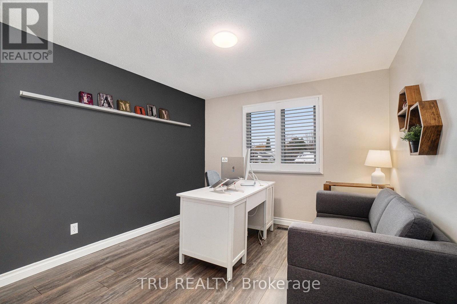 1719 Meadowview Crescent N, Ottawa, Ontario  K1C 1T9 - Photo 24 - X12778252