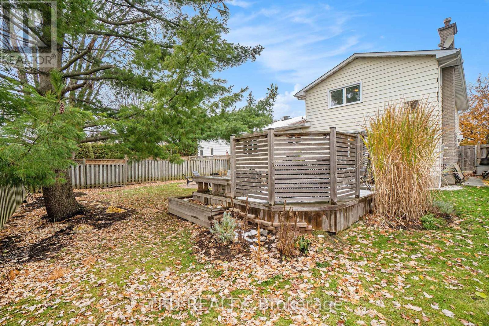 1719 Meadowview Crescent N, Ottawa, Ontario  K1C 1T9 - Photo 32 - X12778252