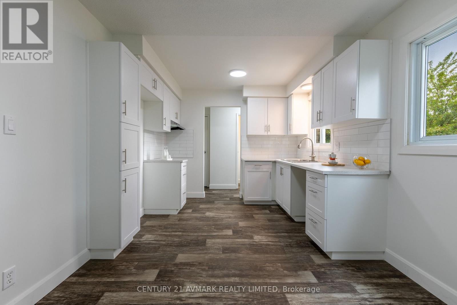 111 Northgate Drive, Welland (N. Welland), Ontario  L3C 5Y3 - Photo 6 - X12778312