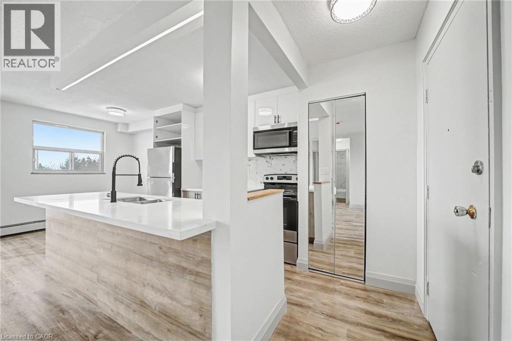 41 Sutherland Street W Unit# 419, Caledonia, Ontario  N3W 1L1 - Photo 6 - 40803994