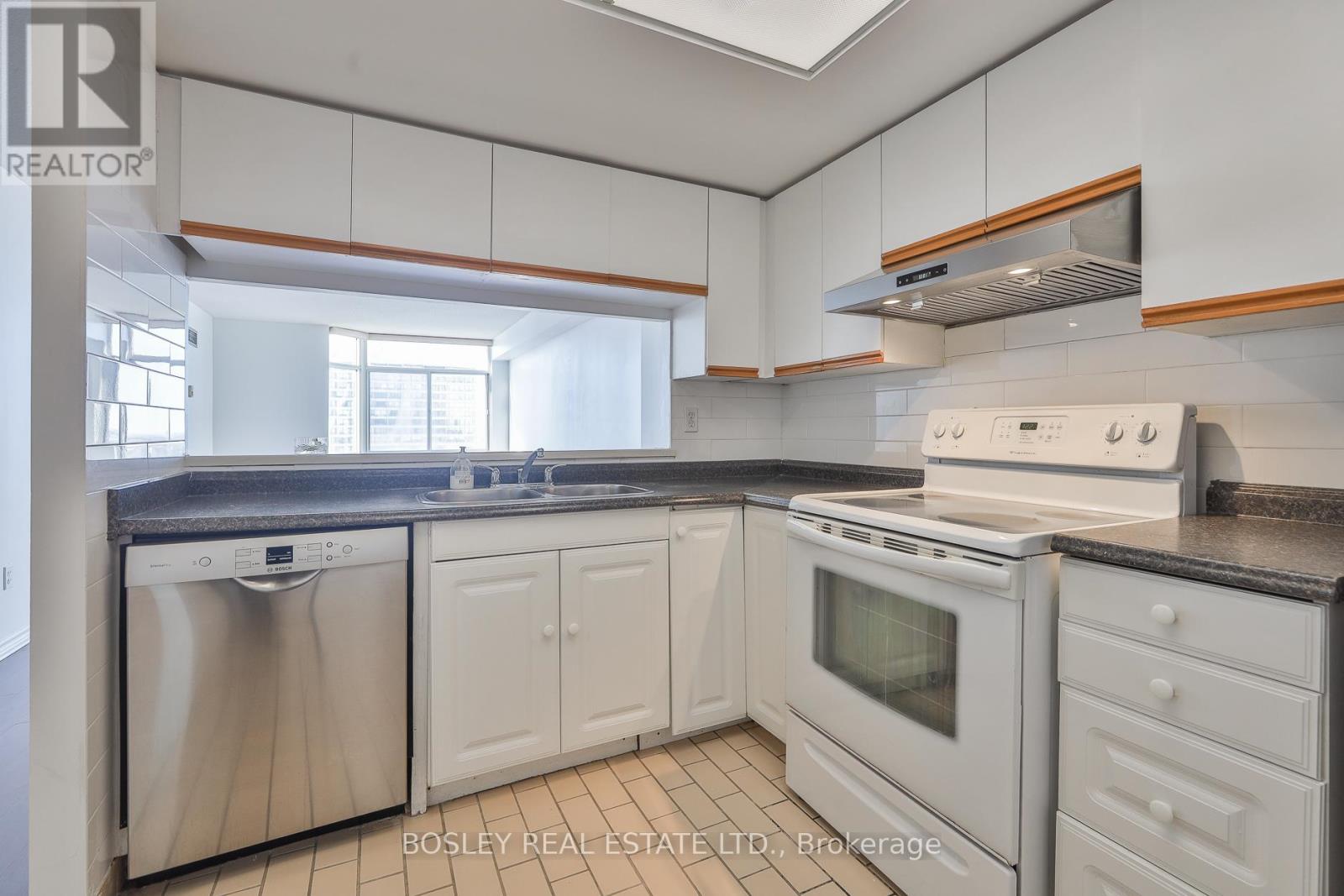 1502 - 88 Alton Towers Circle, Toronto, Ontario  M1V 5C5 - Photo 8 - E12778278