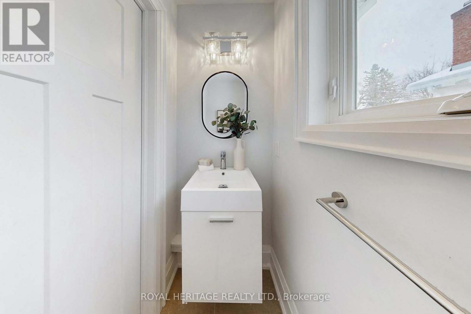 71 North Street, Georgina, Ontario  L0E 1R0 - Photo 17 - N12778242