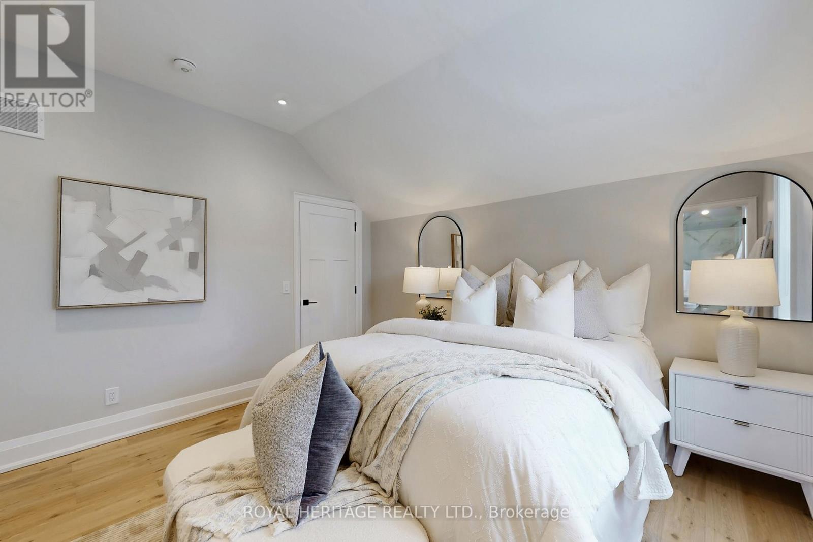 71 North Street, Georgina, Ontario  L0E 1R0 - Photo 23 - N12778242