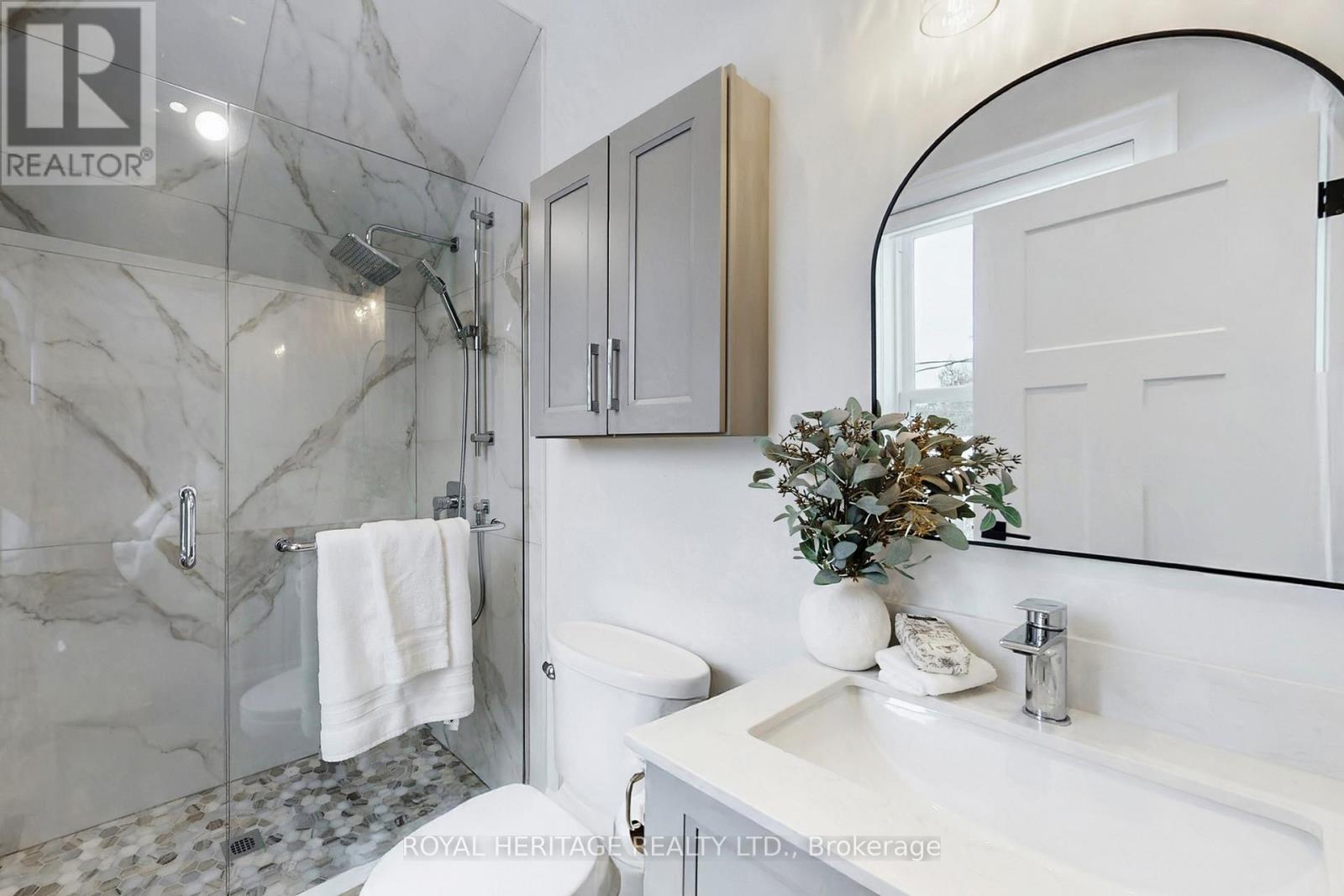 71 North Street, Georgina, Ontario  L0E 1R0 - Photo 24 - N12778242