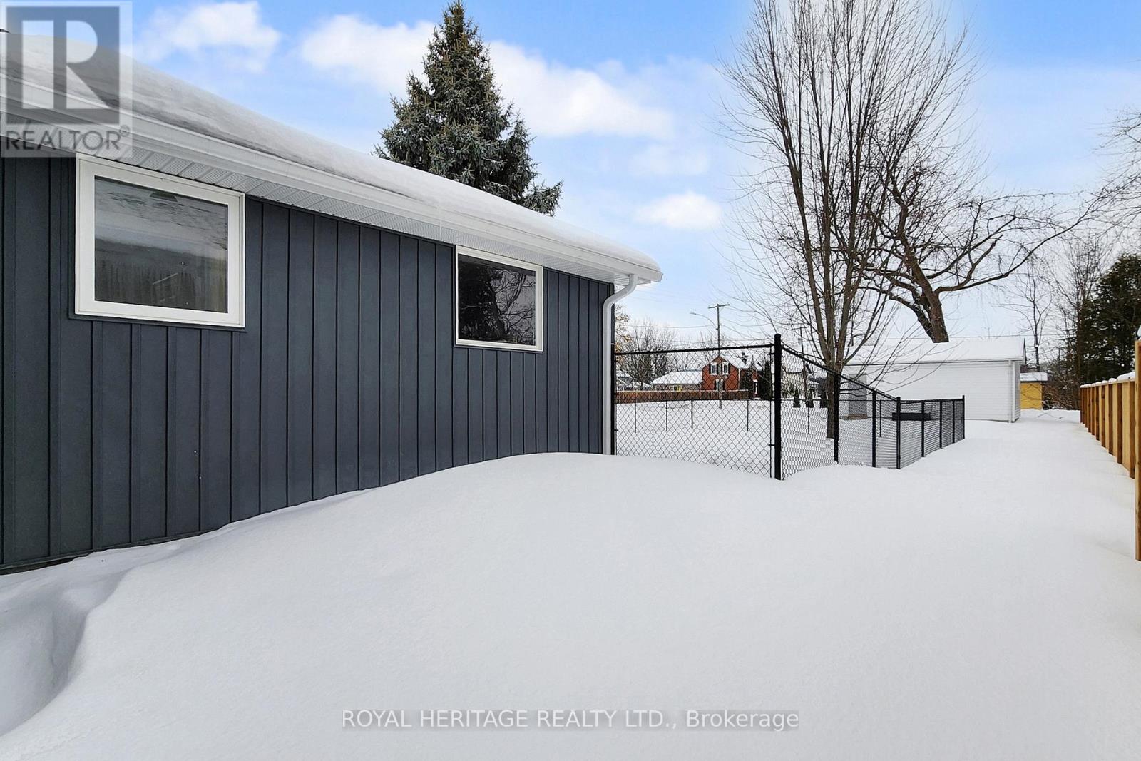 71 North Street, Georgina, Ontario  L0E 1R0 - Photo 31 - N12778242