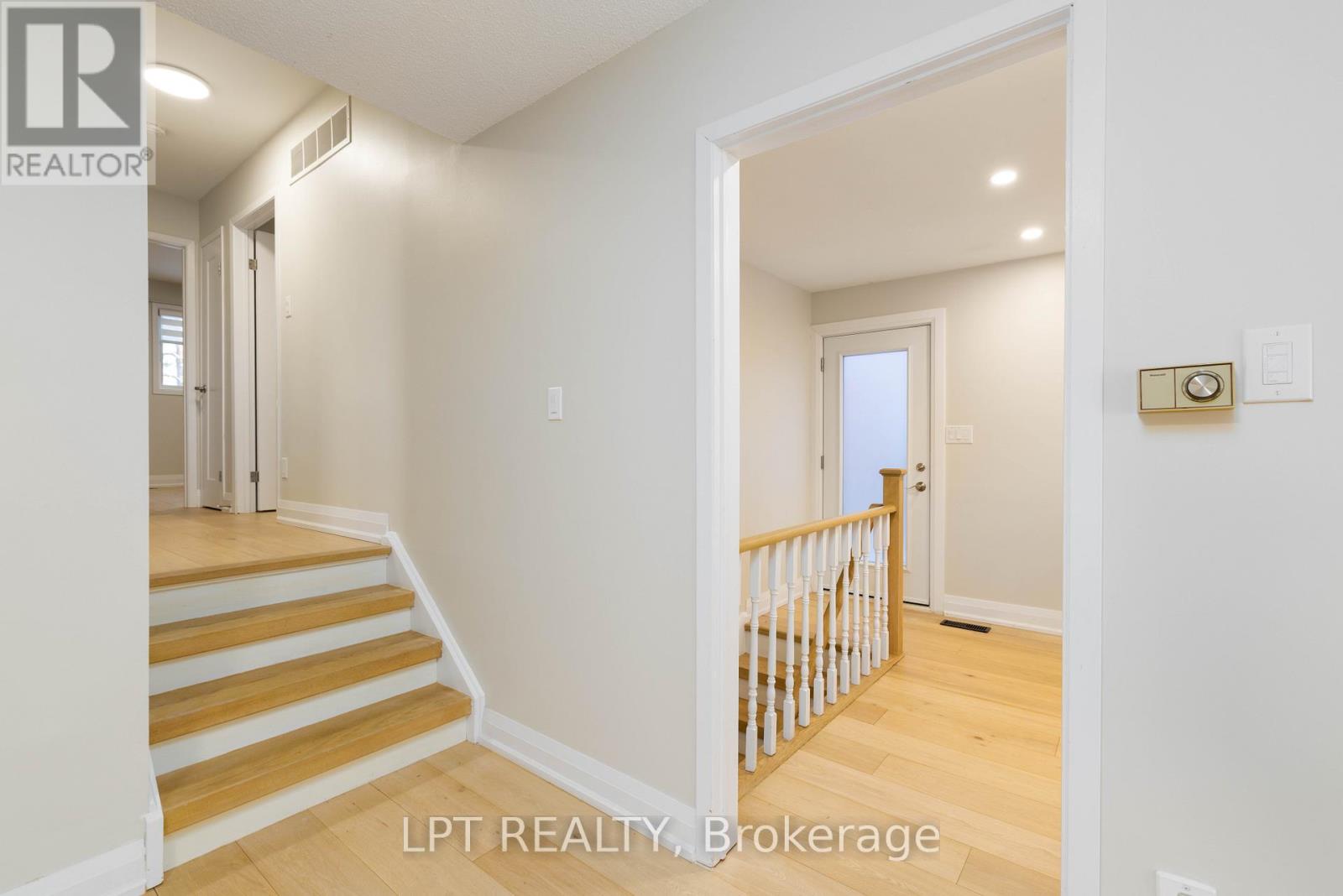 180 Mason Avenue, Bradford West Gwillimbury (Bradford), Ontario  L3Z 1B2 - Photo 15 - N12778260