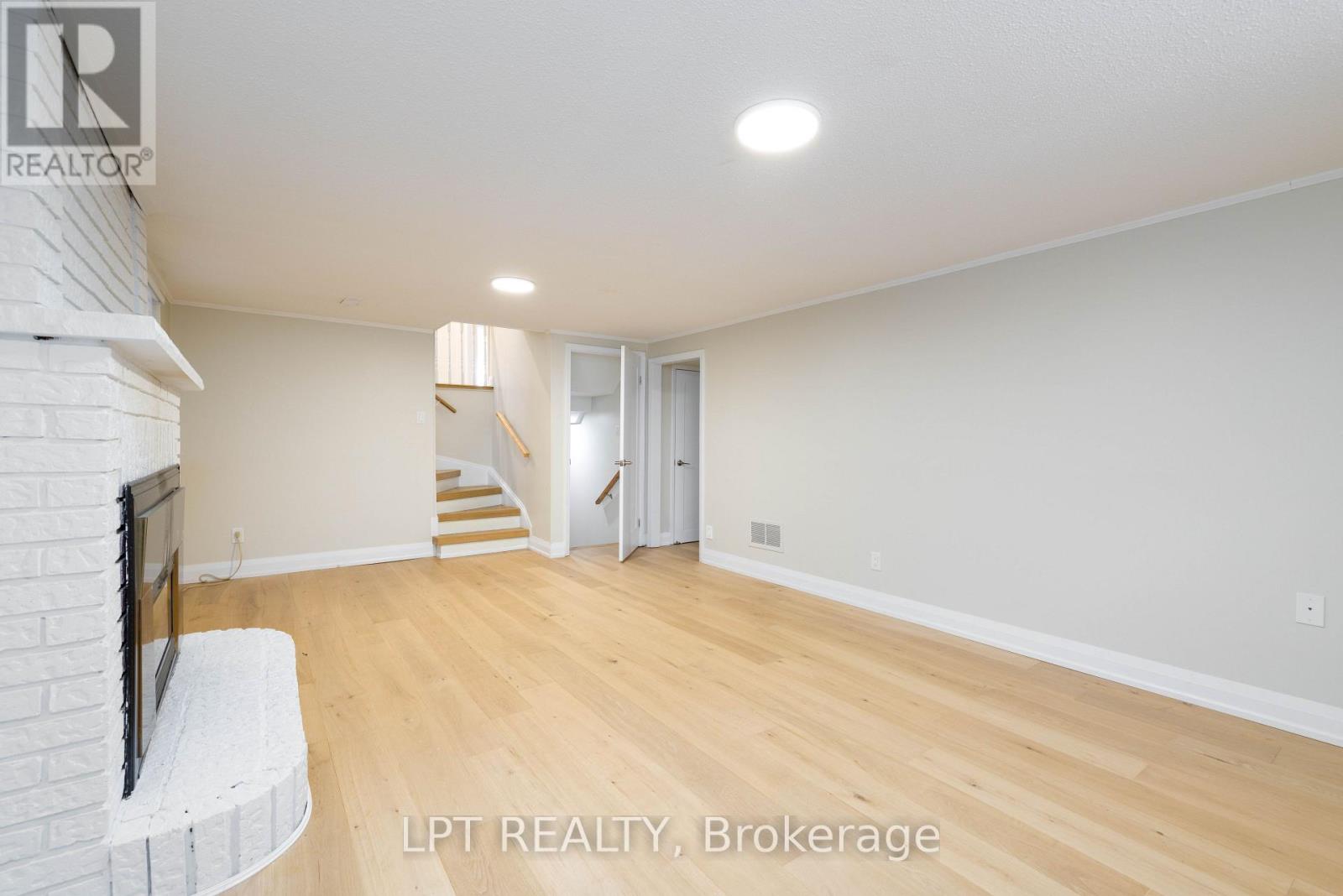 180 Mason Avenue, Bradford West Gwillimbury (Bradford), Ontario  L3Z 1B2 - Photo 21 - N12778260