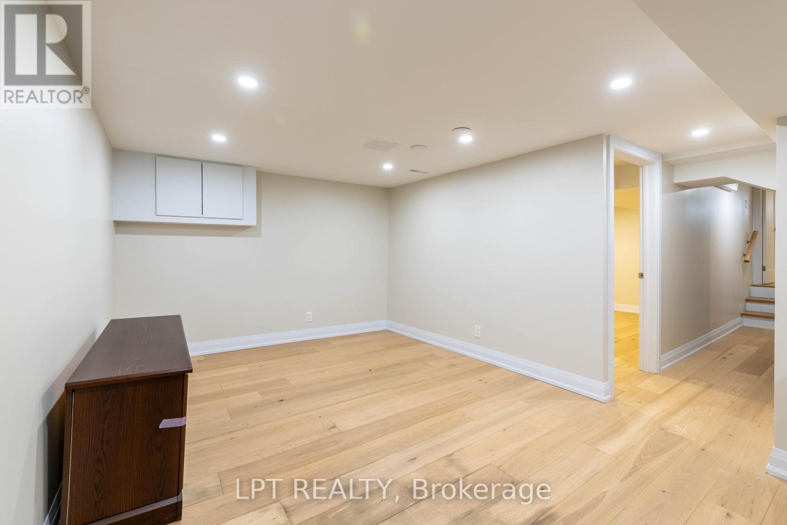 180 Mason Avenue, Bradford West Gwillimbury (Bradford), Ontario  L3Z 1B2 - Photo 24 - N12778260