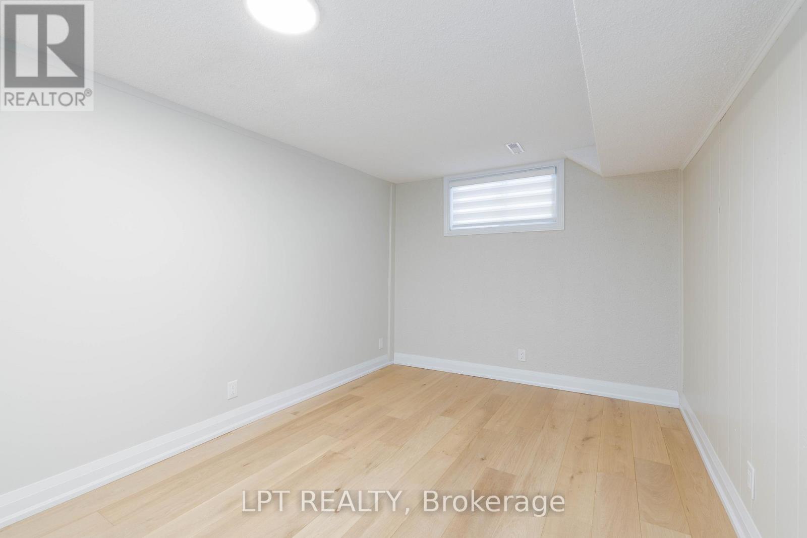 180 Mason Avenue, Bradford West Gwillimbury (Bradford), Ontario  L3Z 1B2 - Photo 26 - N12778260