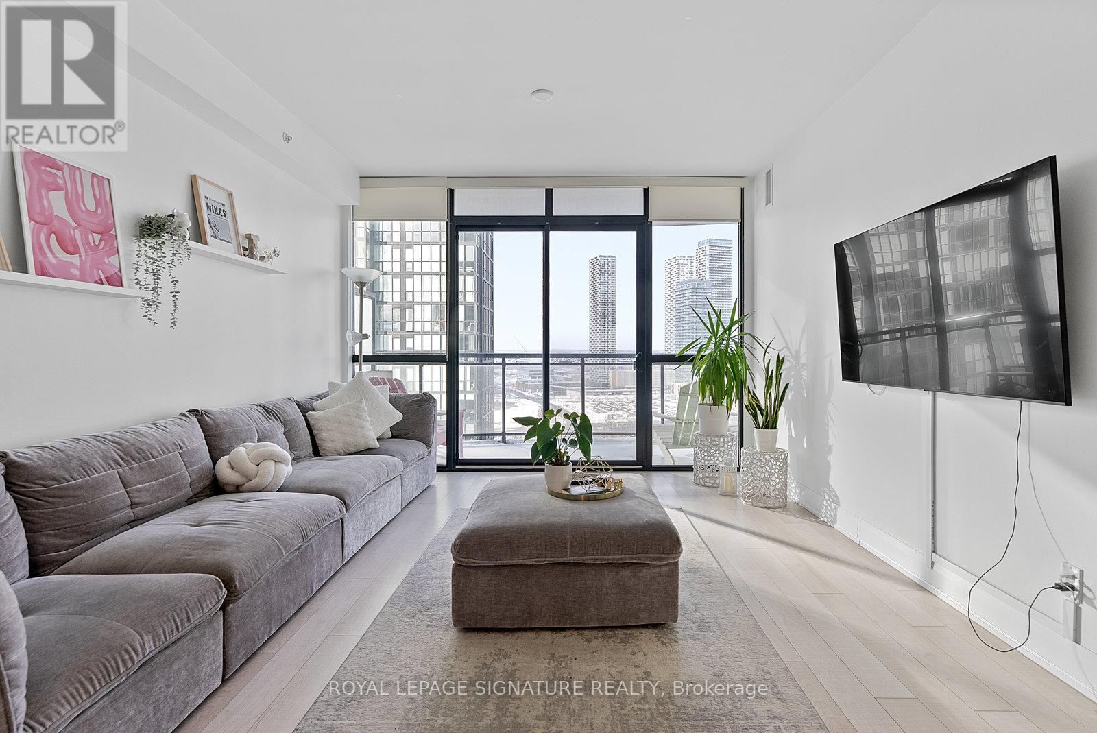 1607 - 2900 HIGHWAY 7, Vaughan, Ontario