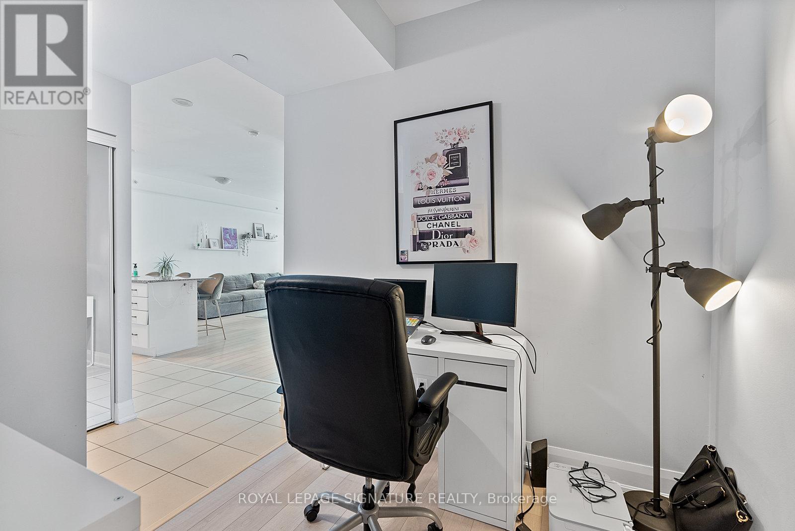 1607 - 2900 Highway 7, Vaughan, Ontario  L4K 0G3 - Photo 21 - N12778300