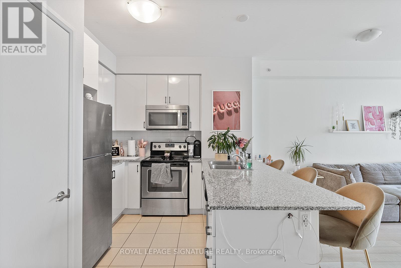 1607 - 2900 Highway 7, Vaughan, Ontario  L4K 0G3 - Photo 5 - N12778300