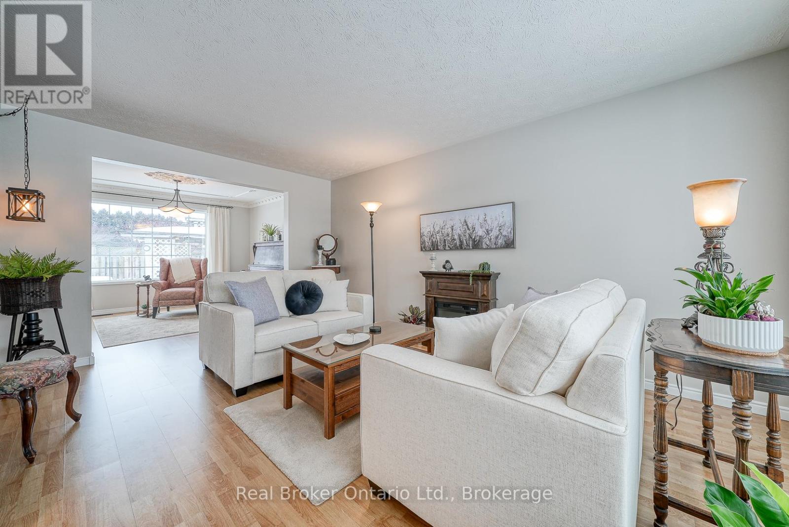 20 Wilkins Drive, South-West Oxford, Ontario  N4S 7V6 - Photo 8 - X12778246