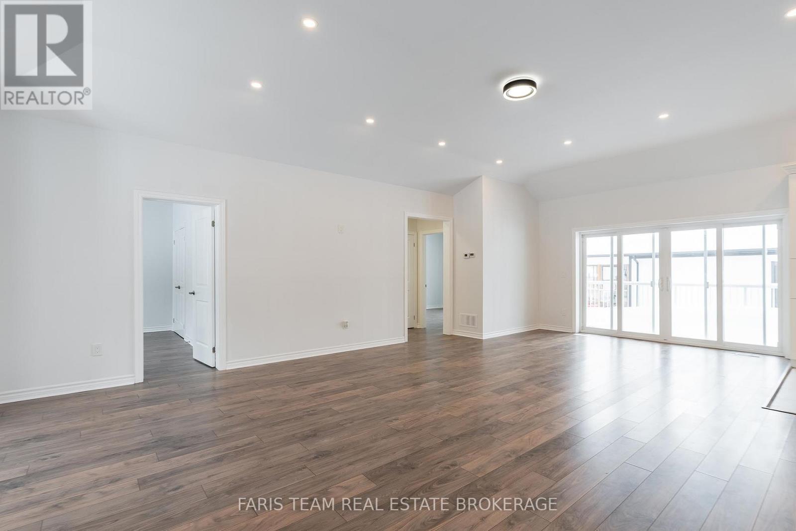 50 Breithaupt Crescent, Tiny, Ontario  L9M 0B2 - Photo 11 - S12778268