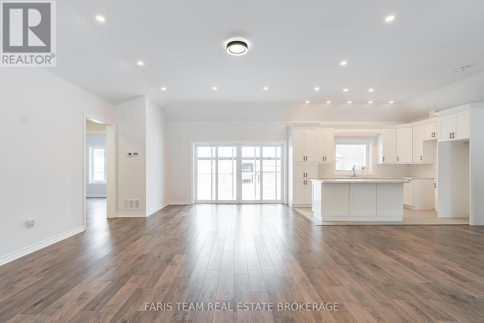 50 Breithaupt Crescent, Tiny, Ontario  L9M 0B2 - Photo 13 - S12778268