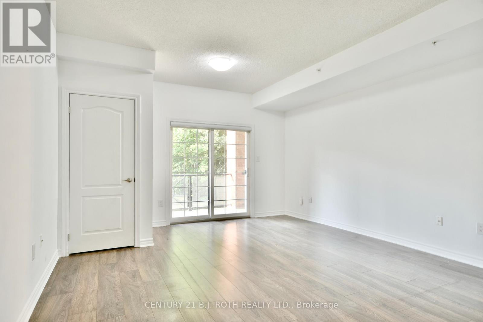 104 - 43 Ferndale Drive S, Barrie, Ontario  L4N 5W6 - Photo 10 - S12778284