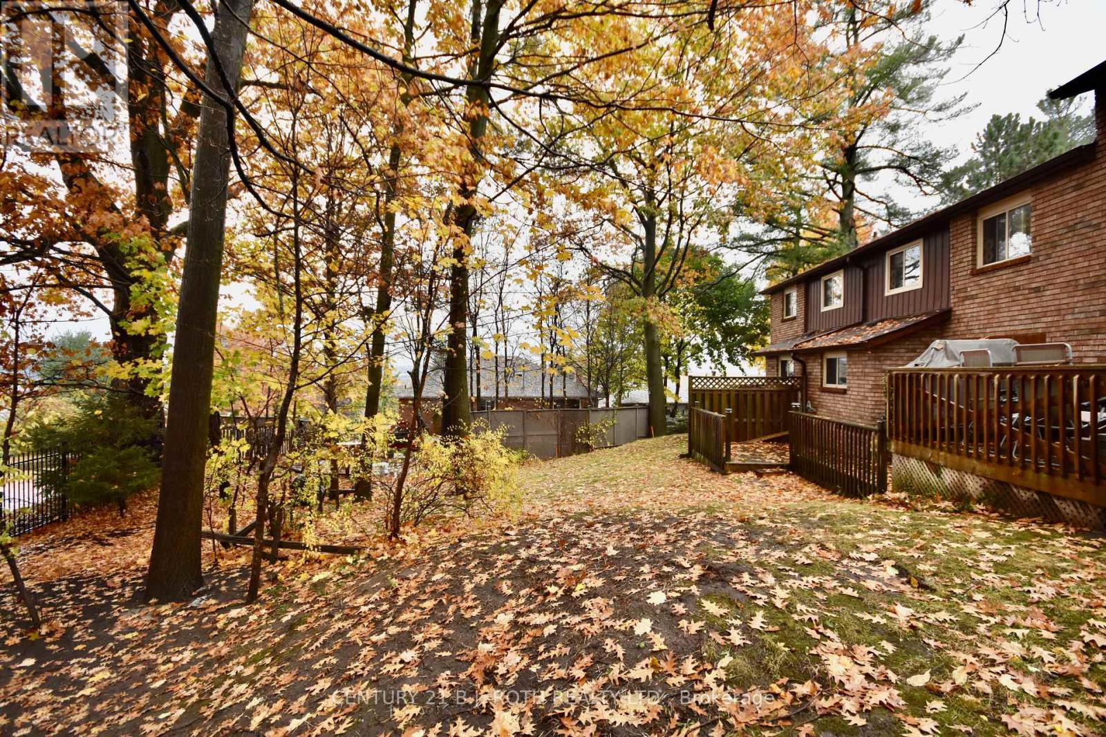 11 Pheasant Trail, Barrie, Ontario  L4N 6W4 - Photo 22 - S12778286