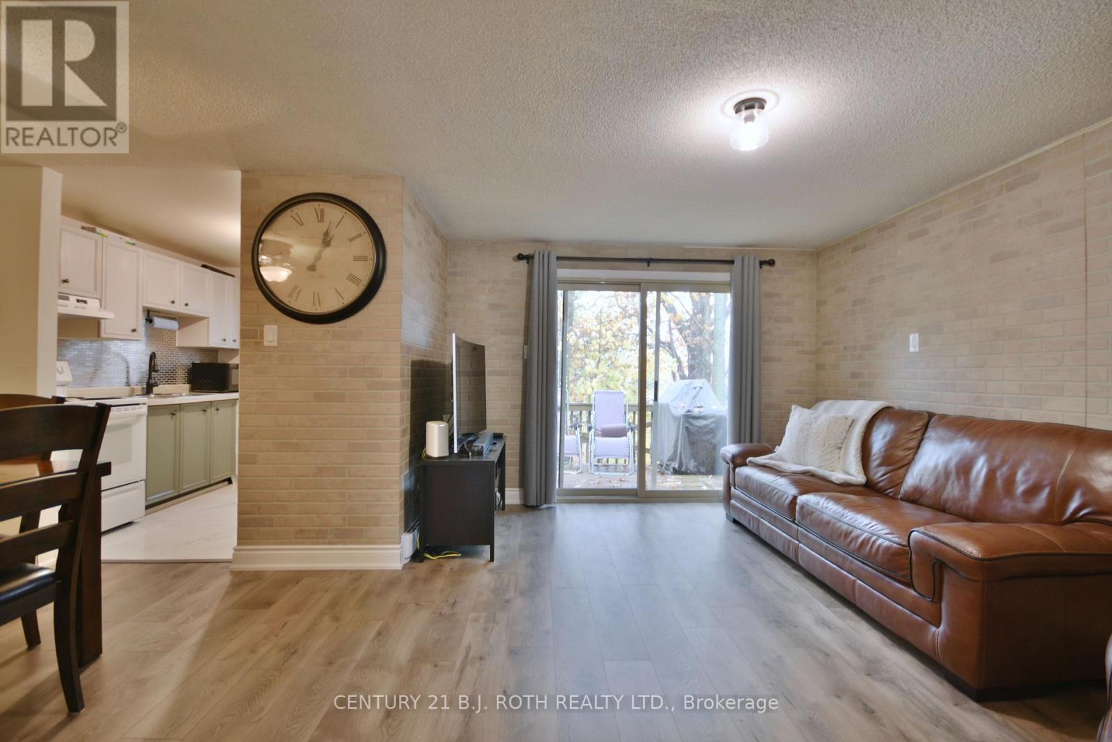 11 Pheasant Trail, Barrie, Ontario  L4N 6W4 - Photo 7 - S12778286