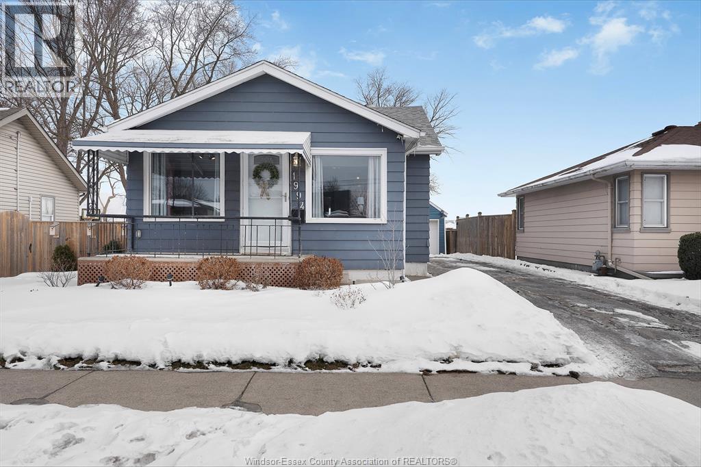 MLS# 26003020: 1994 JEFFERSON, Windsor, Canada