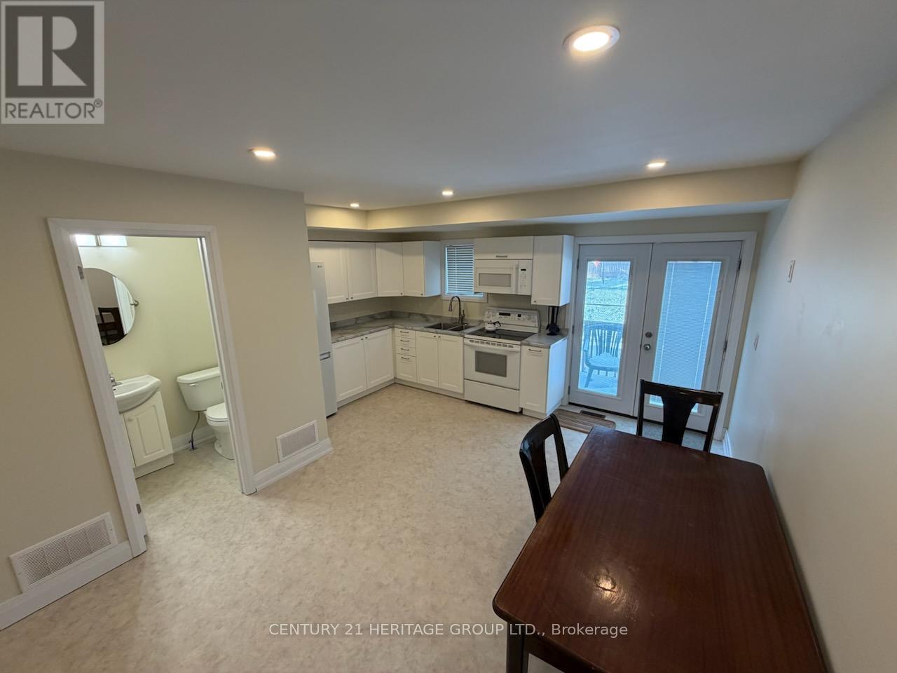 2286B SOMERS BOULEVARD, Innisfil, Ontario