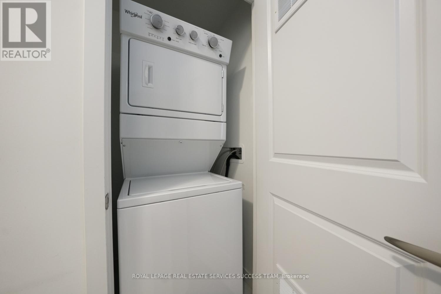 1606 - 4655 Metcalfe Avenue, Mississauga, Ontario  L5M 0Z7 - Photo 13 - W12769762