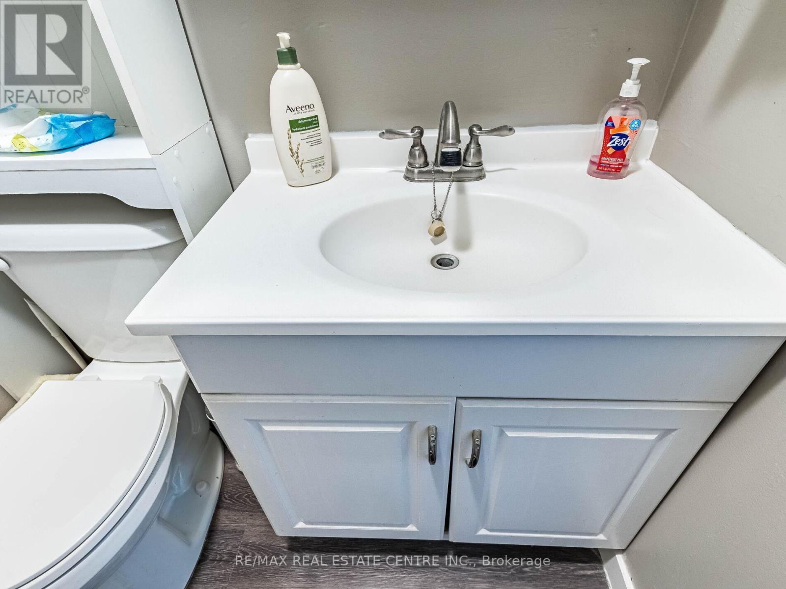 5 Moregate Crescent, Brampton (Central Park), Ontario  L6S 3K9 - Photo 32 - W12778276