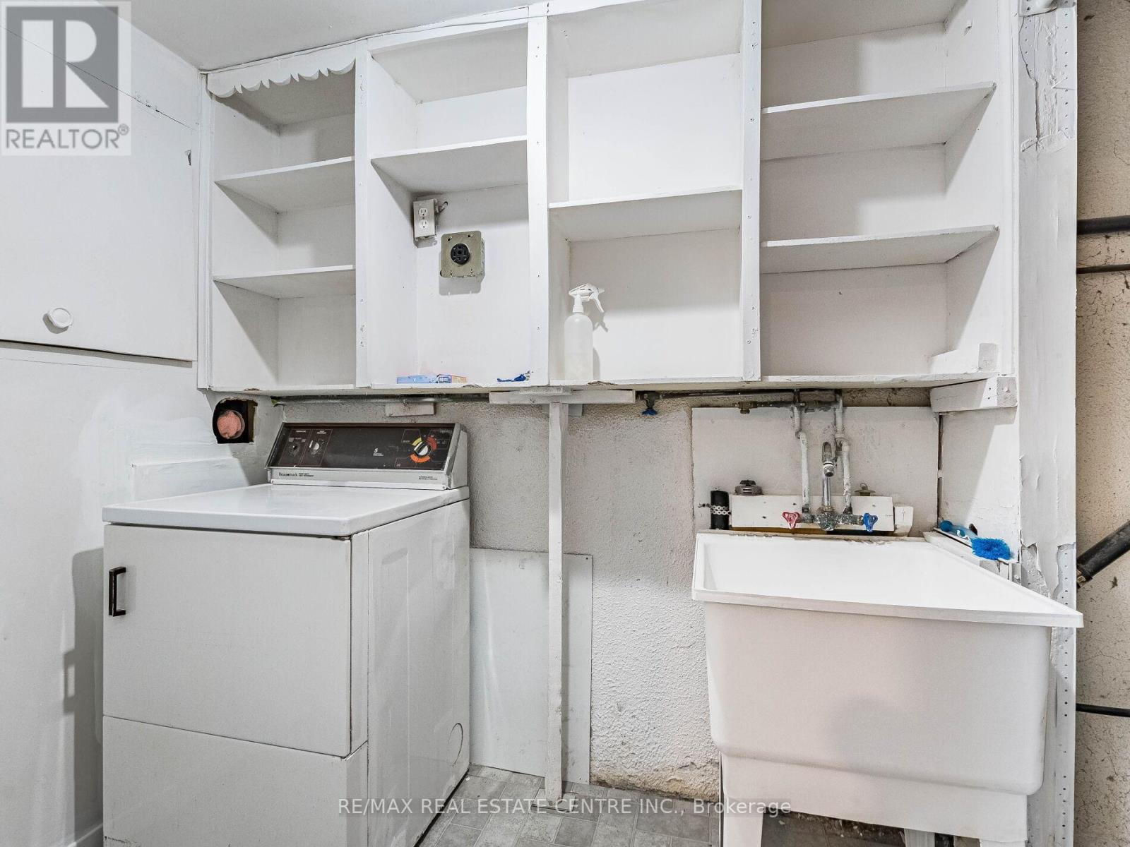 5 Moregate Crescent, Brampton (Central Park), Ontario  L6S 3K9 - Photo 41 - W12778276