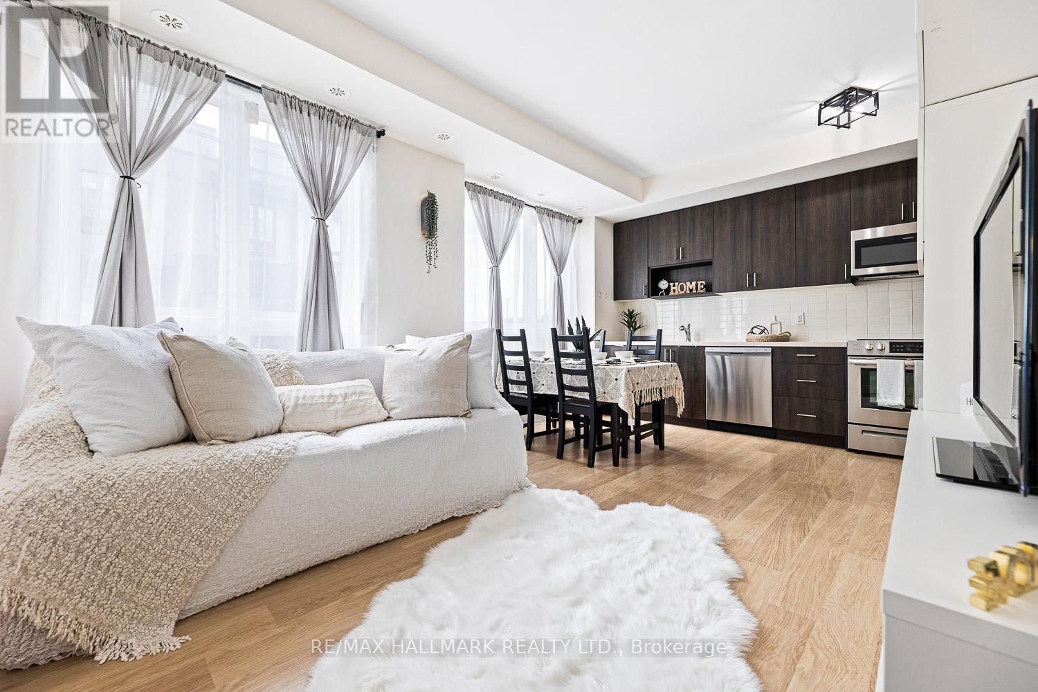 306 - 1120 Briar Hill Avenue, Toronto, Ontario  M6B 0A9 - Photo 1 - W12778294