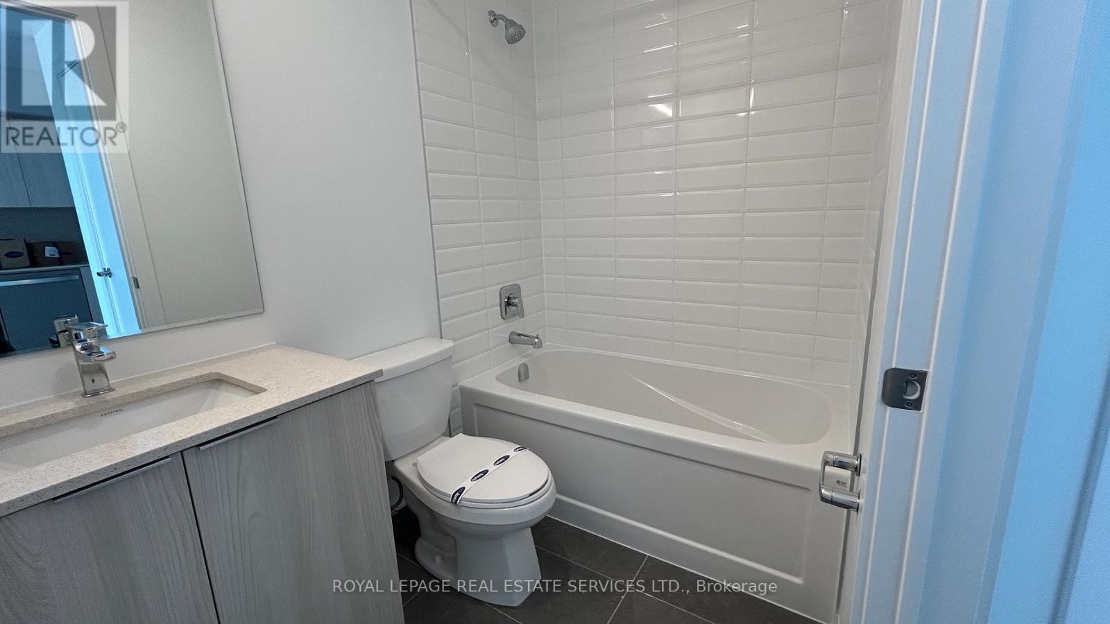 C203 - 750 Whitlock Avenue, Milton, Ontario  L9E 1S9 - Photo 18 - W12777014