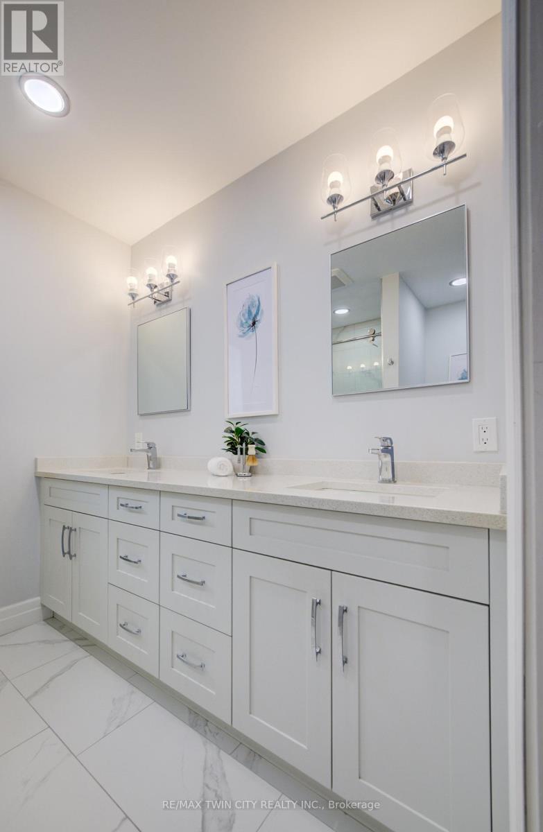 439 Northlake Drive, Waterloo, Ontario  N2V 1Y6 - Photo 10 - X12778274