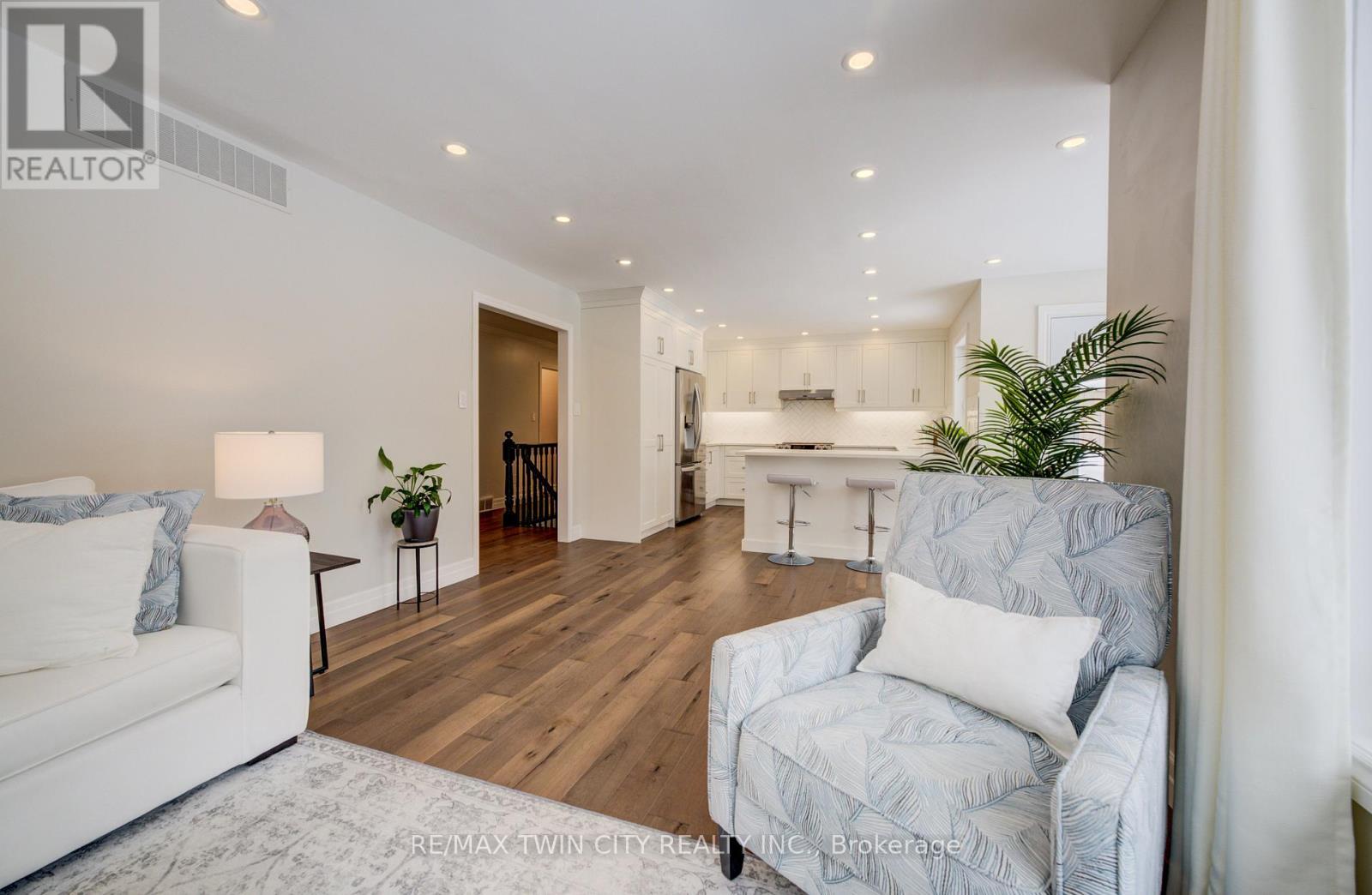 439 Northlake Drive, Waterloo, Ontario  N2V 1Y6 - Photo 22 - X12778274