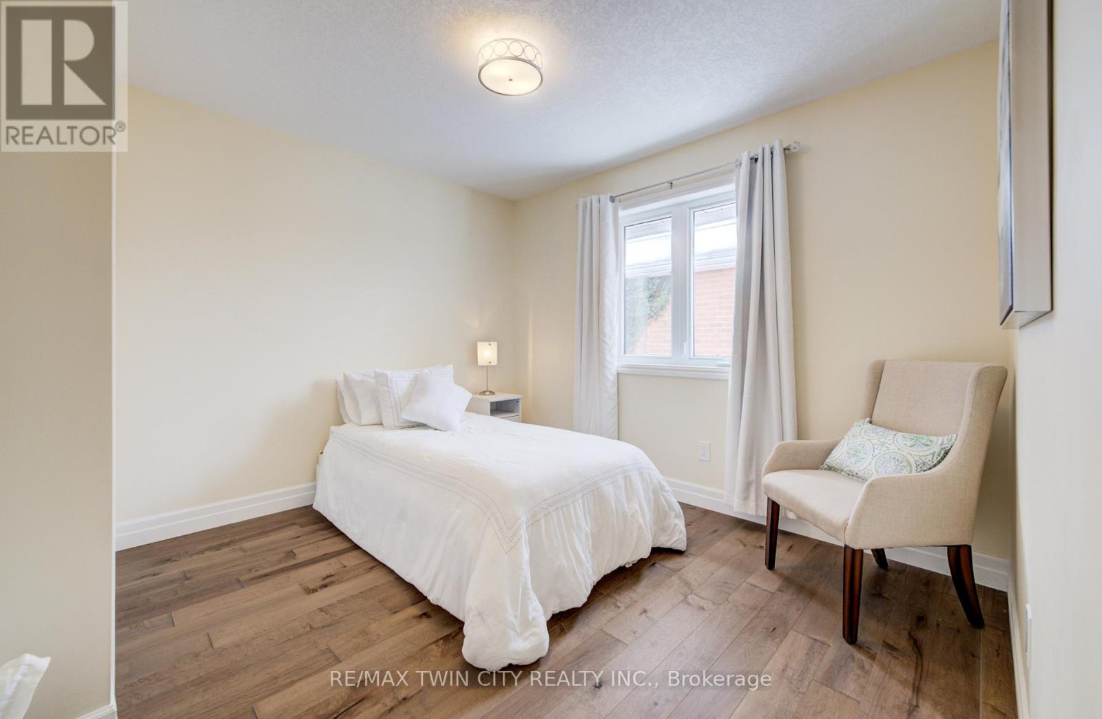 439 Northlake Drive, Waterloo, Ontario  N2V 1Y6 - Photo 23 - X12778274