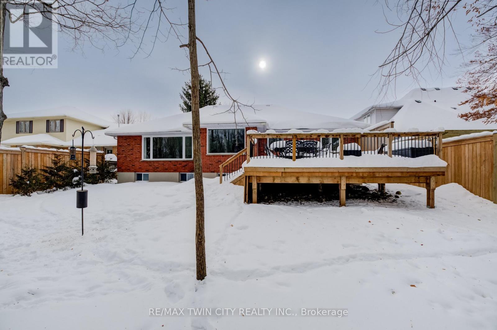 439 Northlake Drive, Waterloo, Ontario  N2V 1Y6 - Photo 42 - X12778274