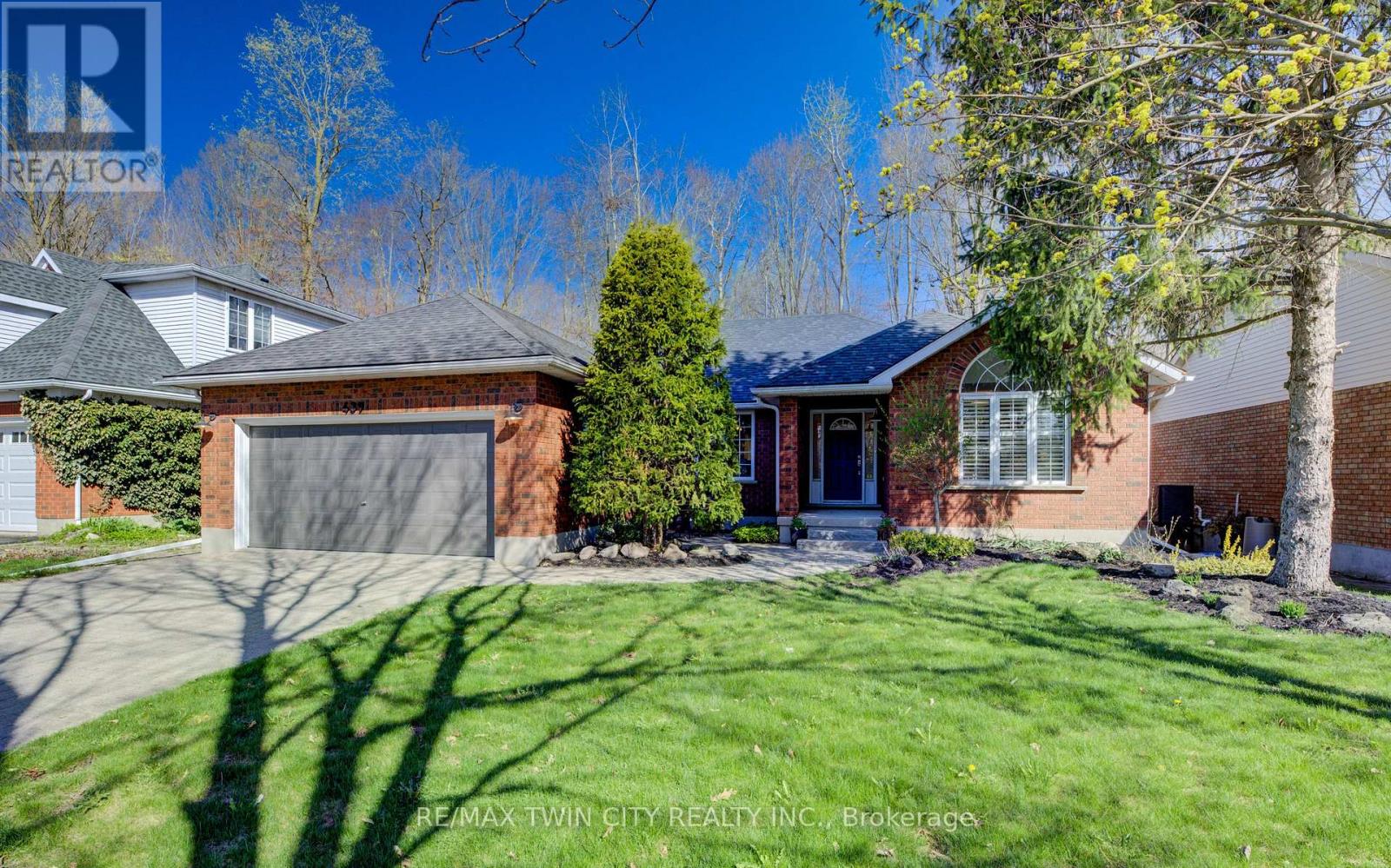 439 Northlake Drive, Waterloo, Ontario  N2V 1Y6 - Photo 46 - X12778274