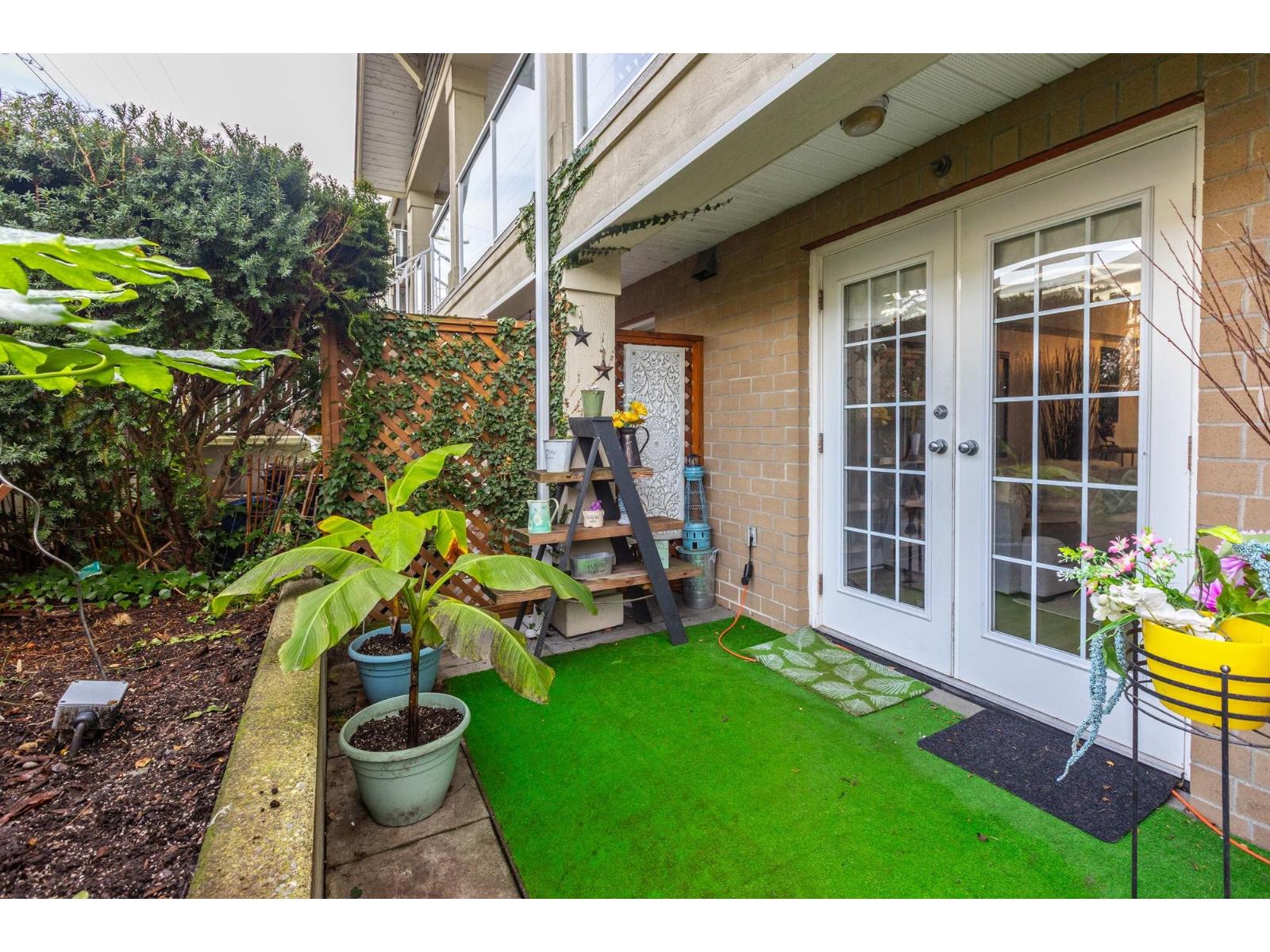 105 15621 Marine Drive, White Rock, British Columbia  V4B 1E1 - Photo 11 - R3086543