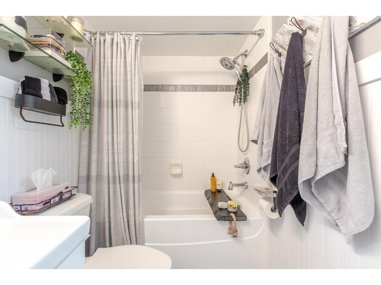 105 15621 Marine Drive, White Rock, British Columbia  V4B 1E1 - Photo 26 - R3086543