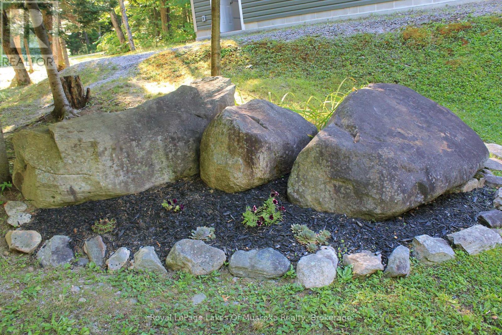 340 Wurm Road, Magnetawan, Ontario  P0A 1P0 - Photo 28 - X12778362