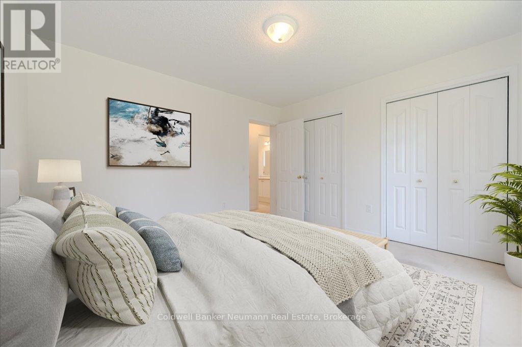 2540 Hespeler Road, Cambridge, Ontario  N3C 2V3 - Photo 10 - X12778392