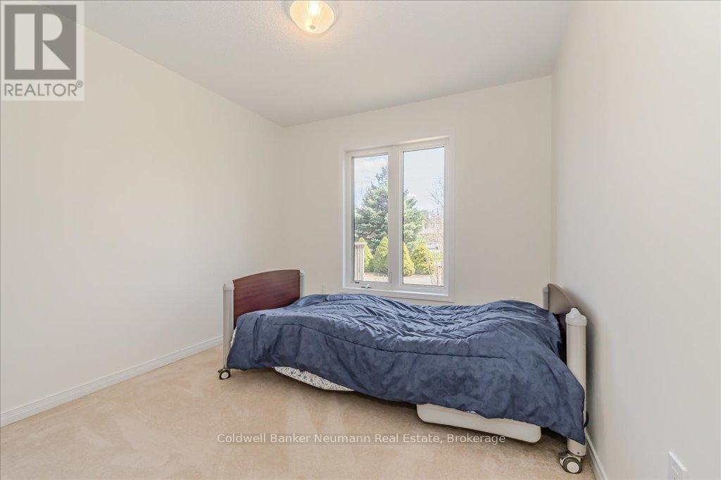 2540 Hespeler Road, Cambridge, Ontario  N3C 2V3 - Photo 11 - X12778392