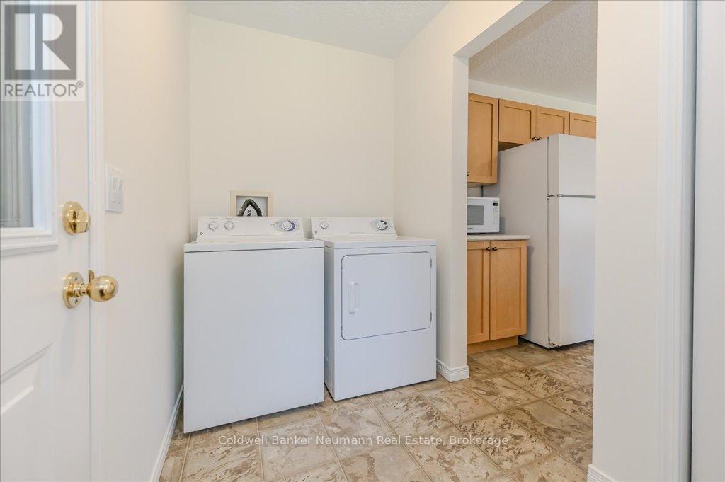 2540 Hespeler Road, Cambridge, Ontario  N3C 2V3 - Photo 13 - X12778392