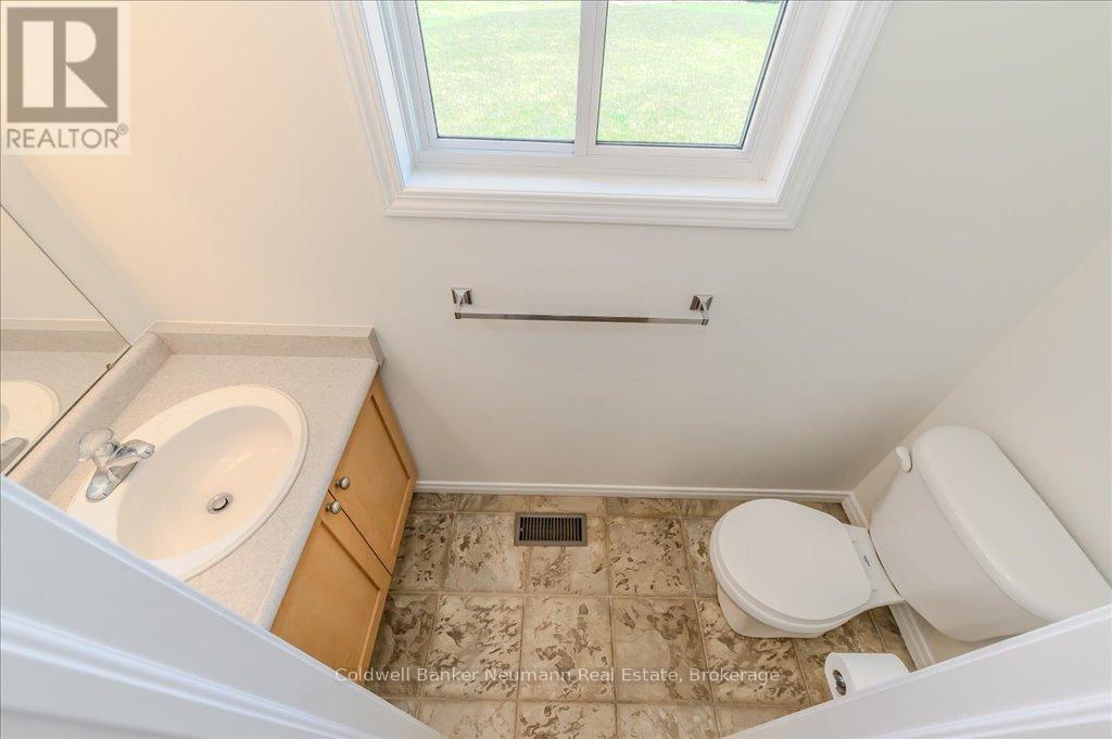 2540 Hespeler Road, Cambridge, Ontario  N3C 2V3 - Photo 8 - X12778392