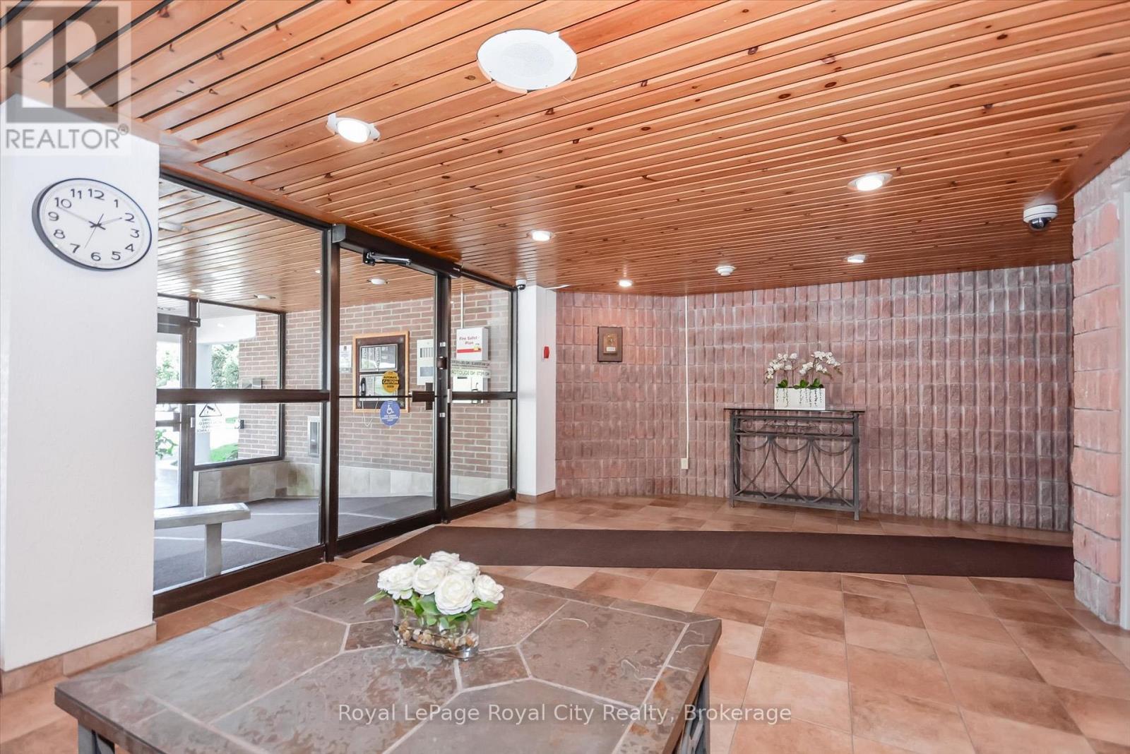 501 - 22 Marilyn Drive, Guelph, Ontario  N1H 7T1 - Photo 7 - X12778414