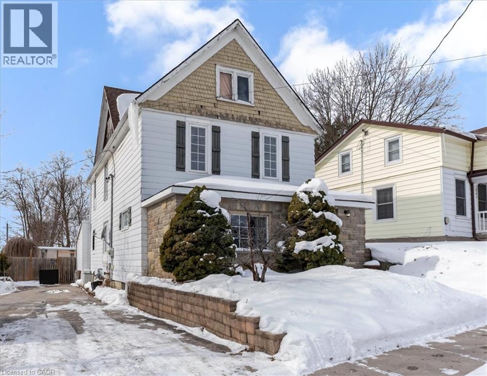 32 Main Street N, Waterford, Ontario  N0E 1Y0 - Photo 1 - 40802889